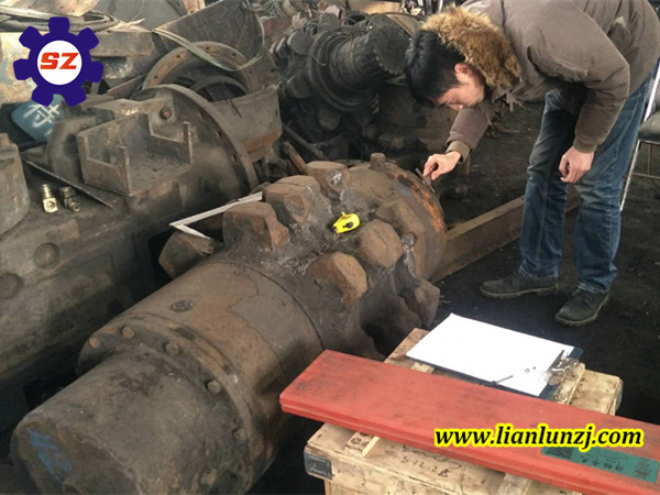 “量身定做”--雙志煤機現場測繪鏈輪組件！